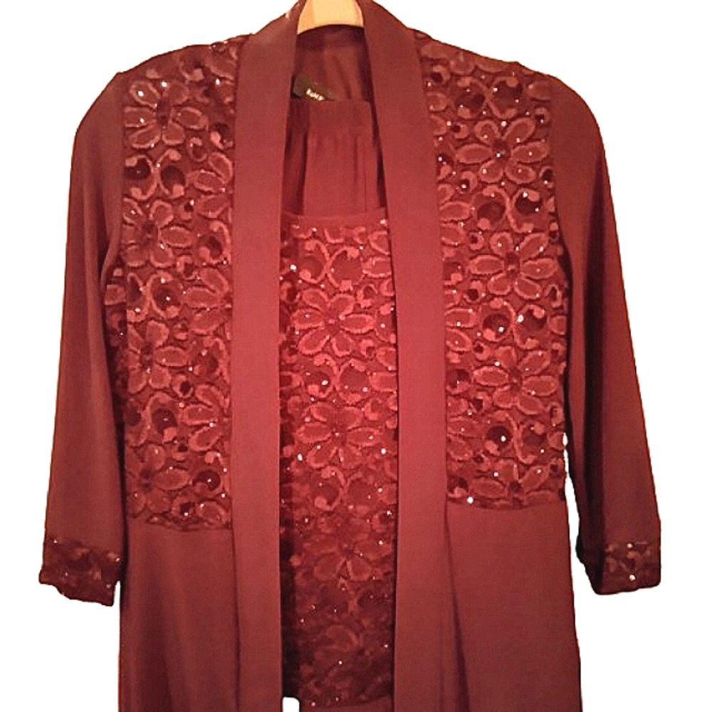 R & M Richards 2 Piece Sequin Pants Suit Size 6